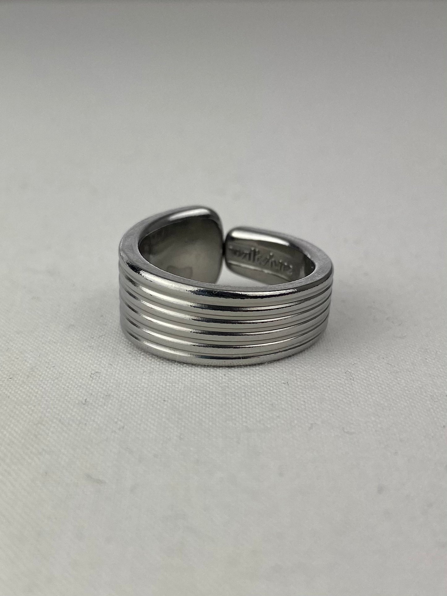 'Dunes' Ring