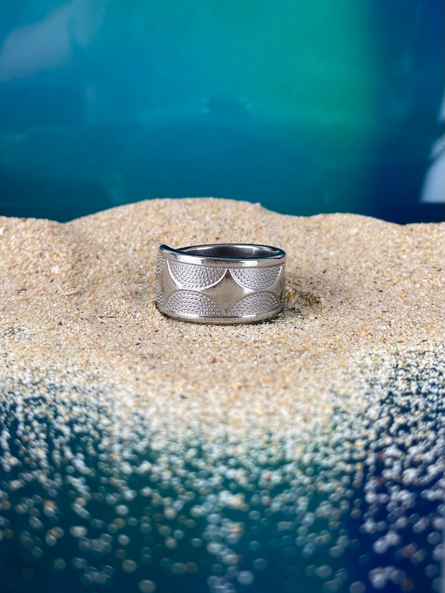'Lustre' Ring