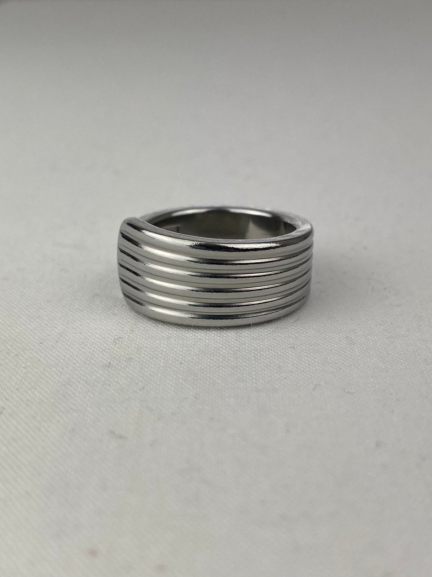 'Dunes' Ring