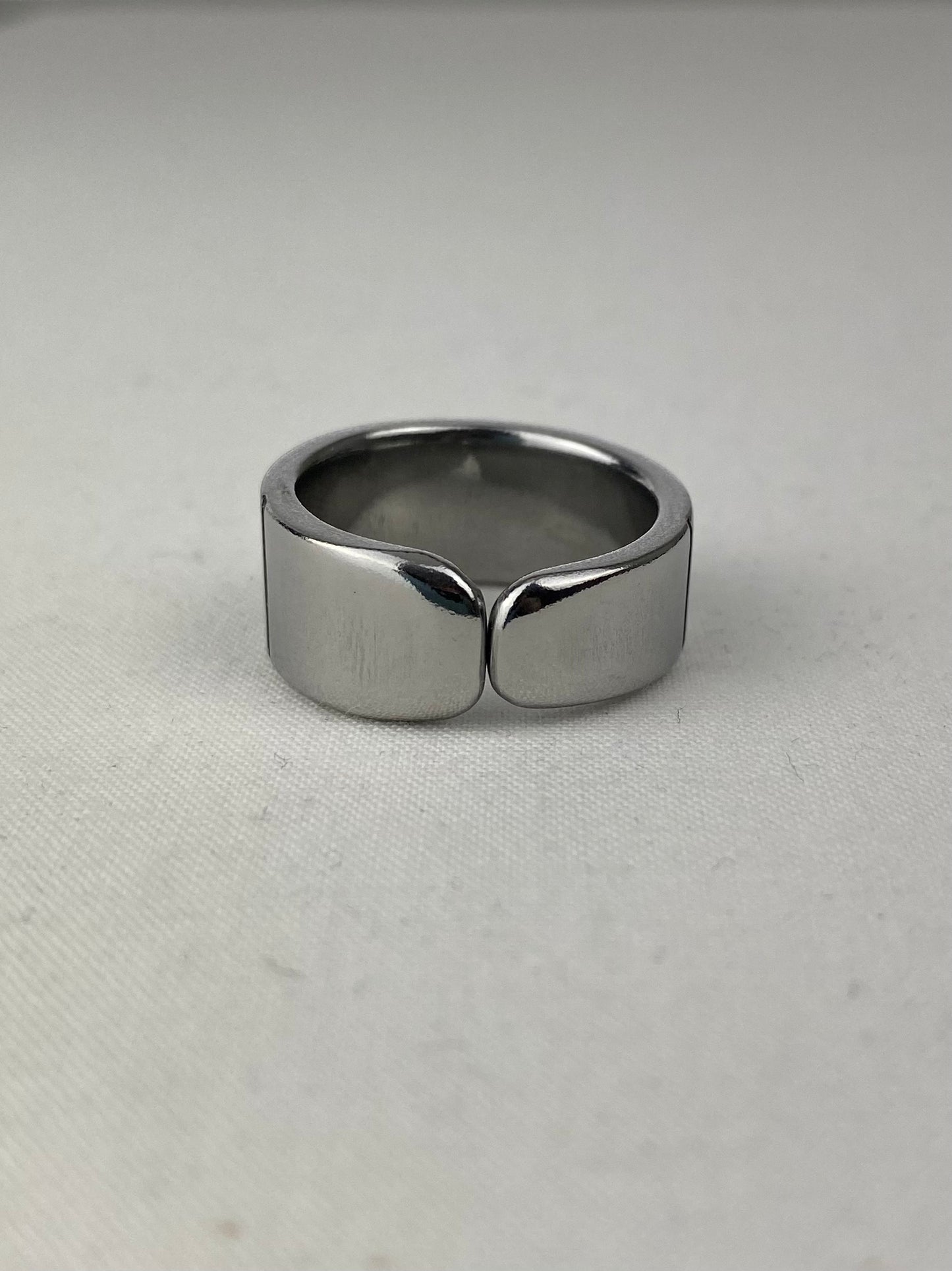 'Atlantis' Ring