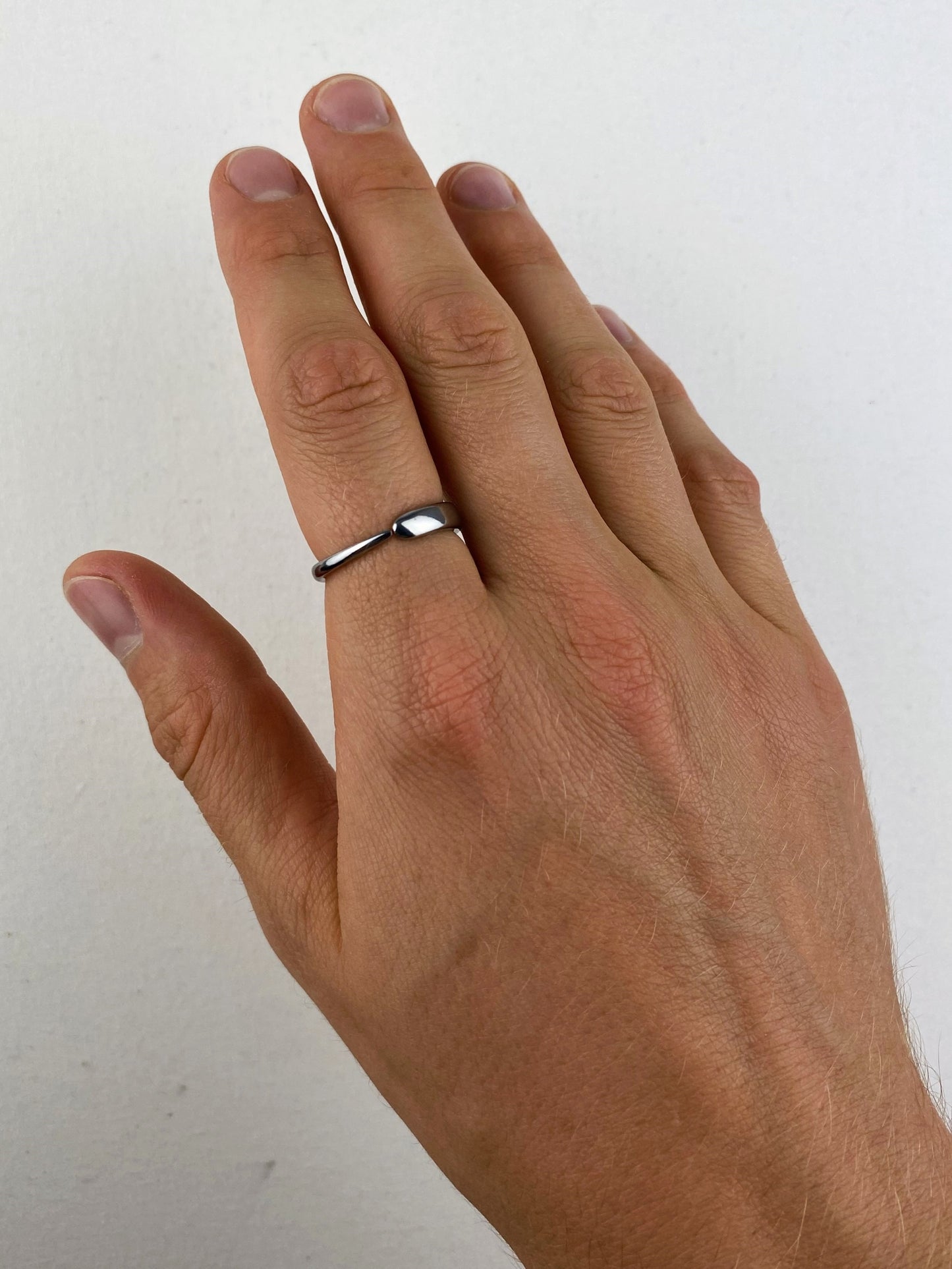 'Rounded' Slim Ring