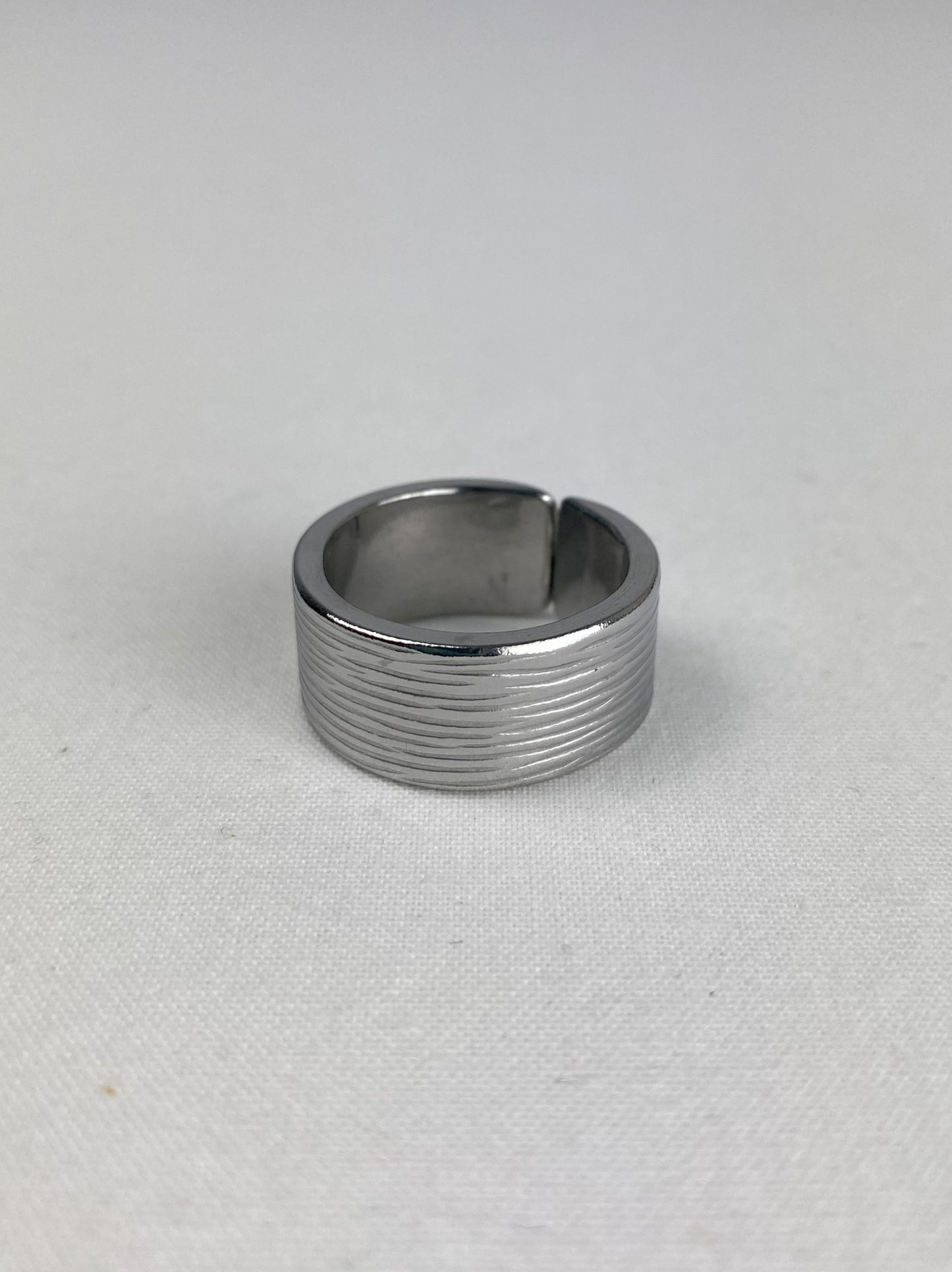 'Ripples' Ring