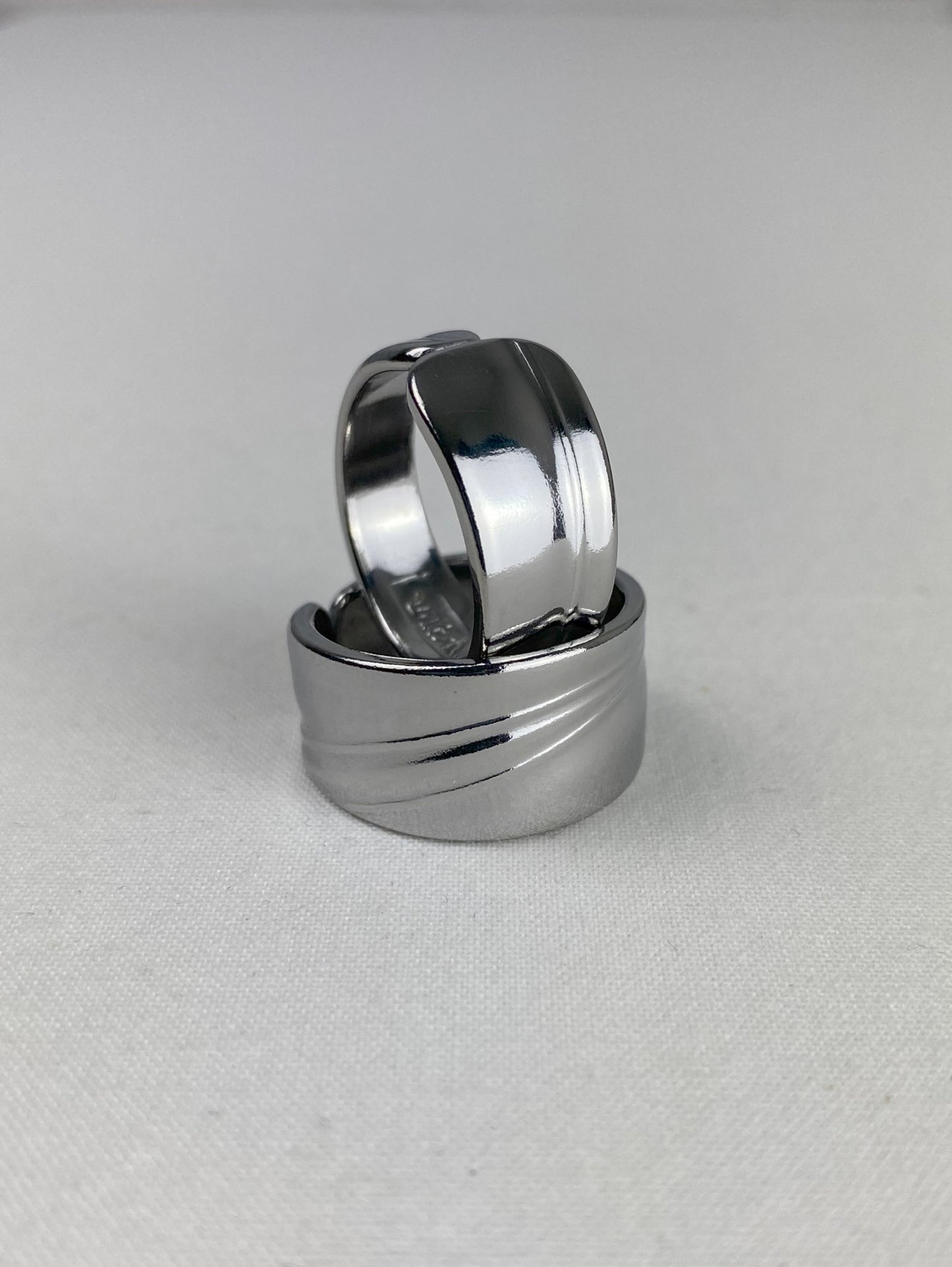 'Smokey Flow' Ring