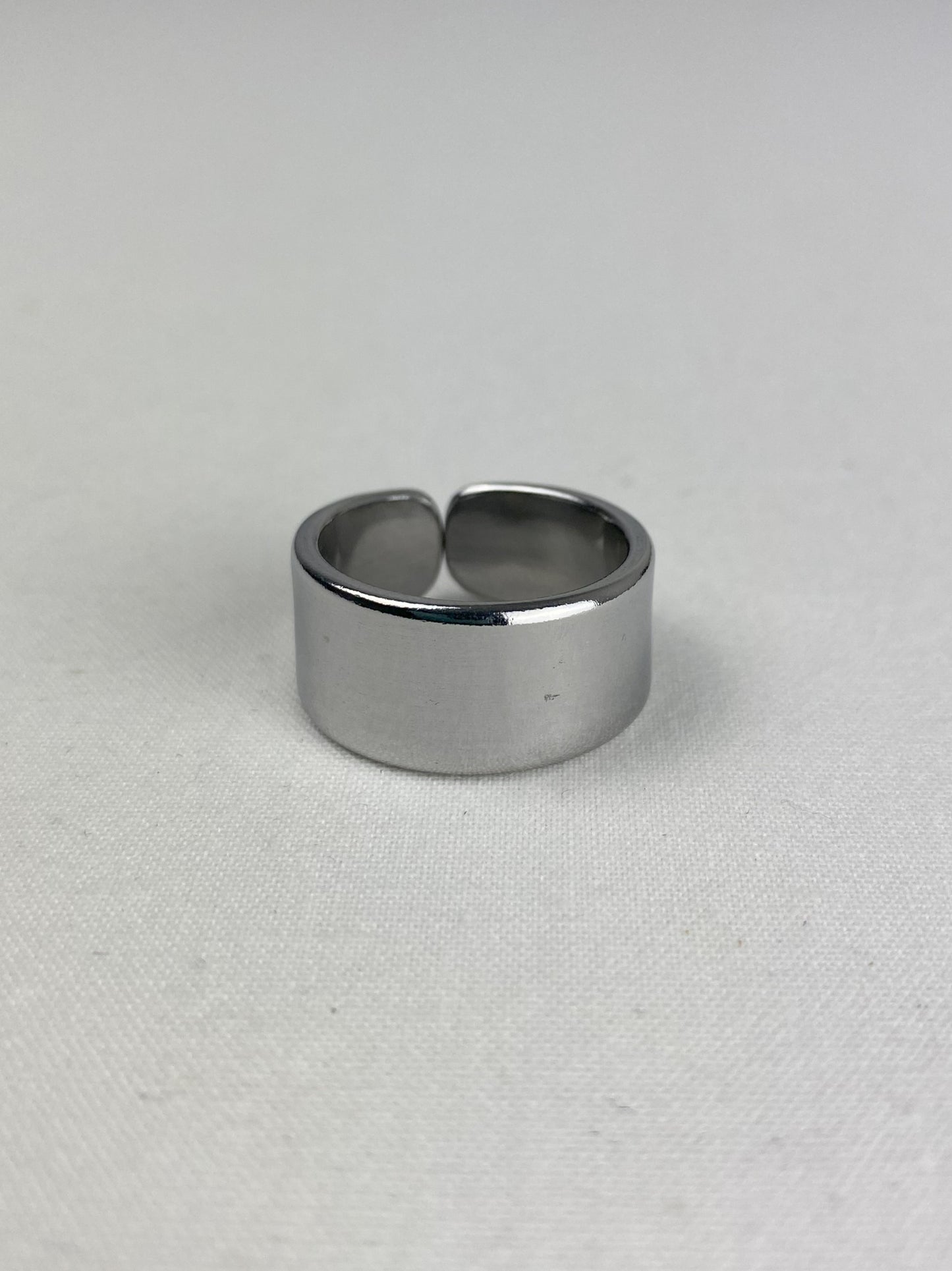 'Smooth Shine' Ring