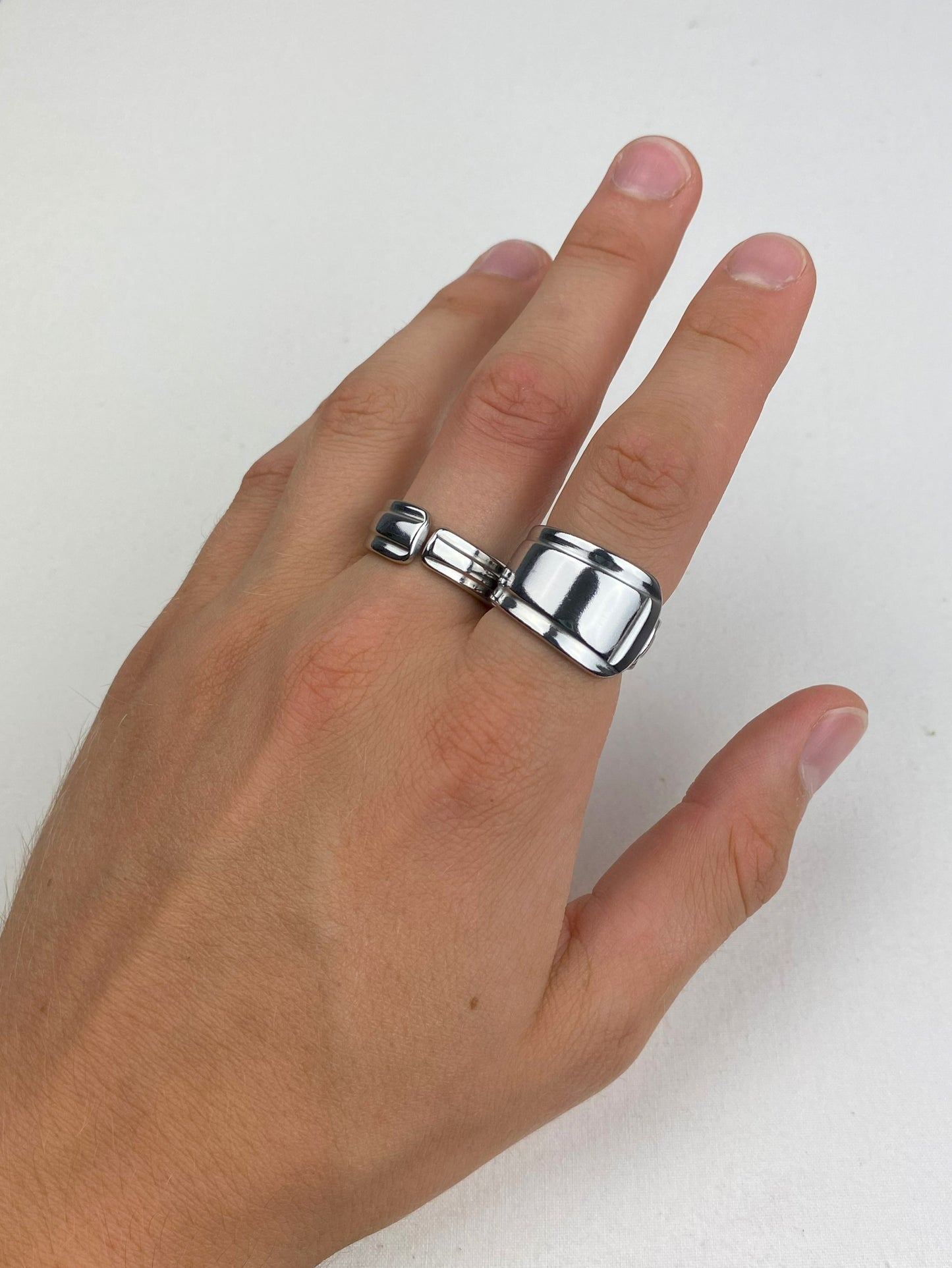 'Bevelled Band' Ring